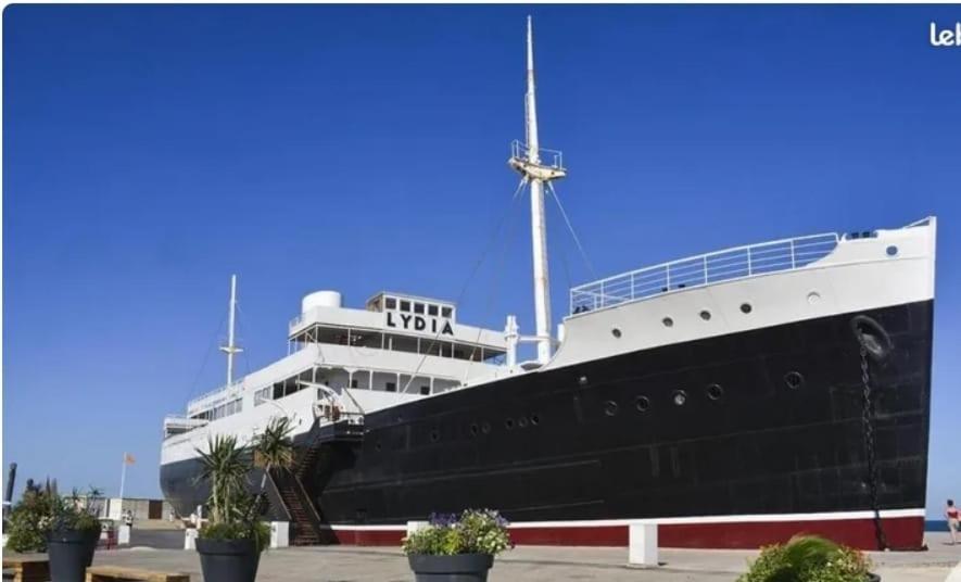 Appartement en Résidence avec piscine Le Barcarès Esterno foto