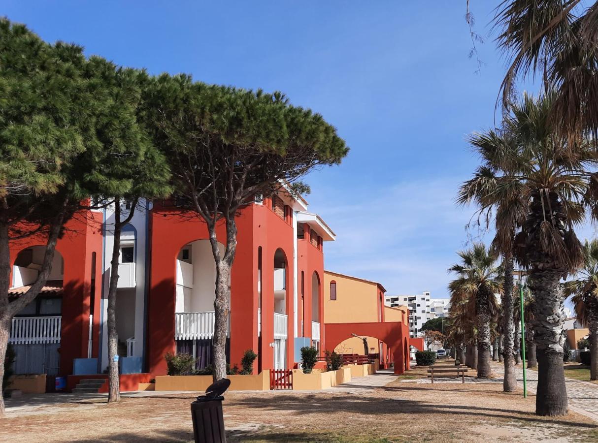 Appartement en Résidence avec piscine Le Barcarès Esterno foto