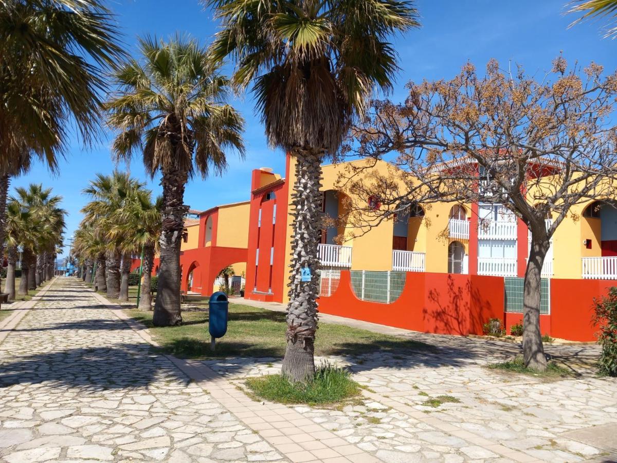Appartement en Résidence avec piscine Le Barcarès Esterno foto