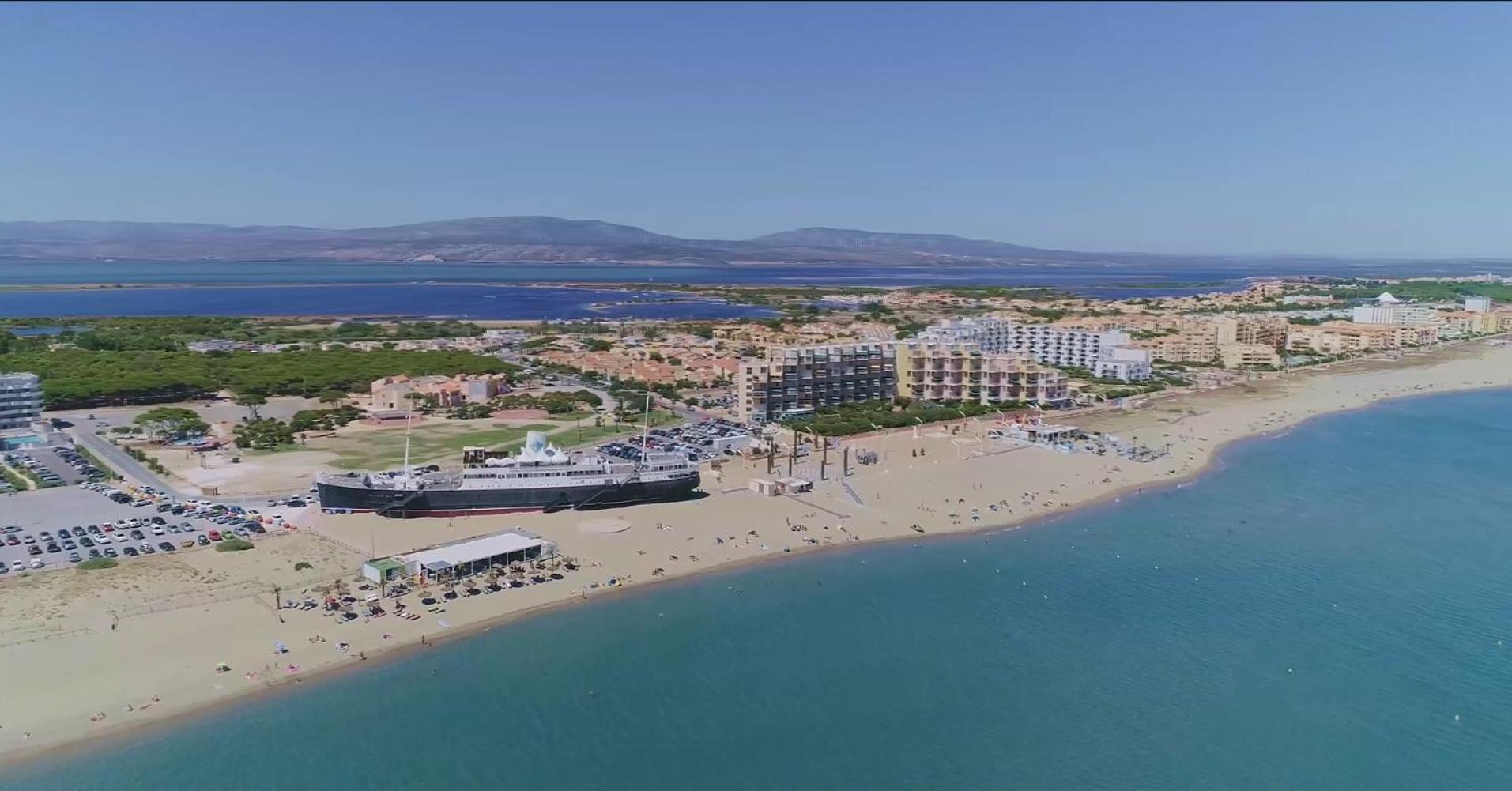 Appartement en Résidence avec piscine Le Barcarès Esterno foto